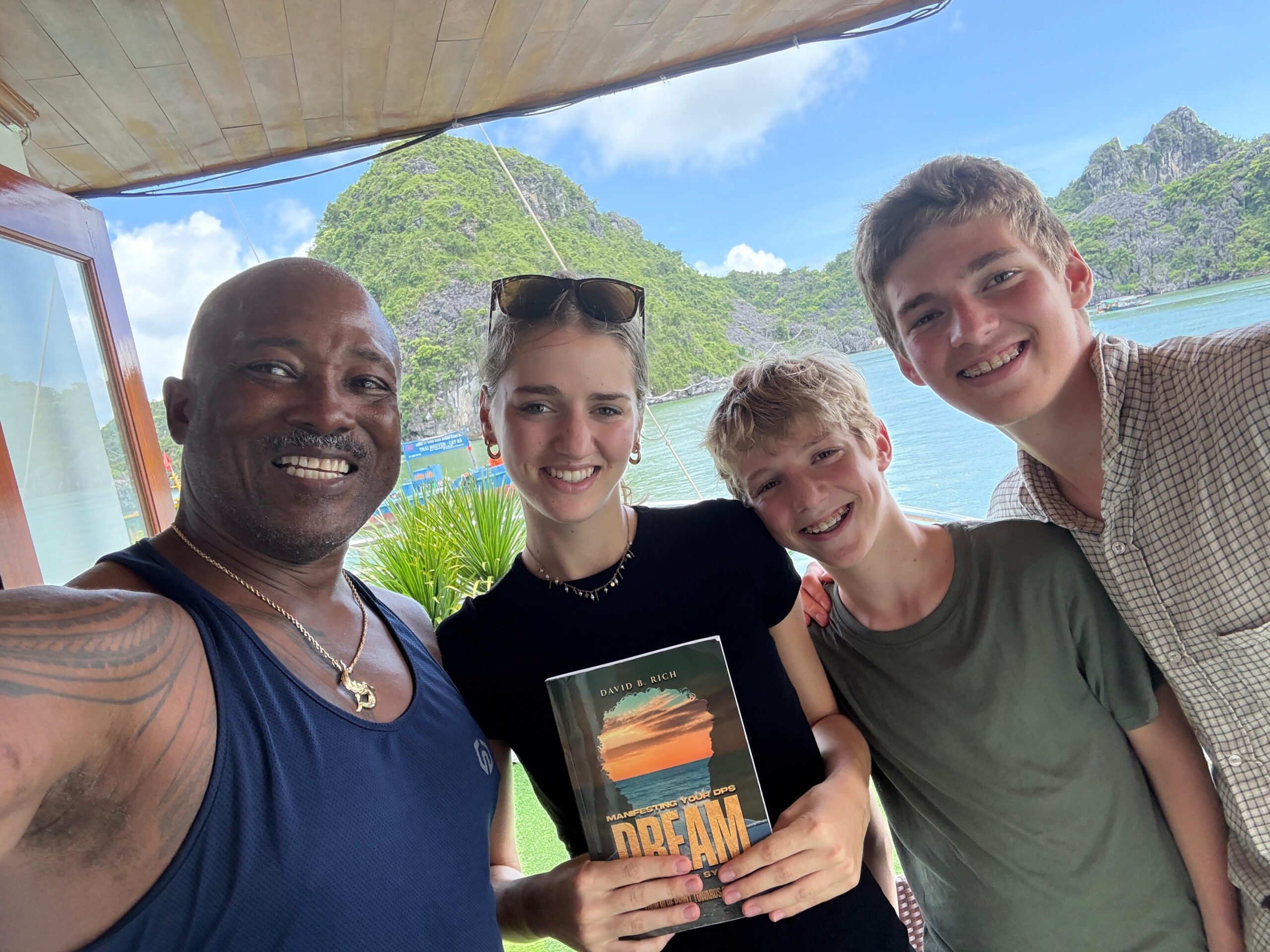 WhatsApp Image 2025-10-14 at 14.14.32_bc71f38a